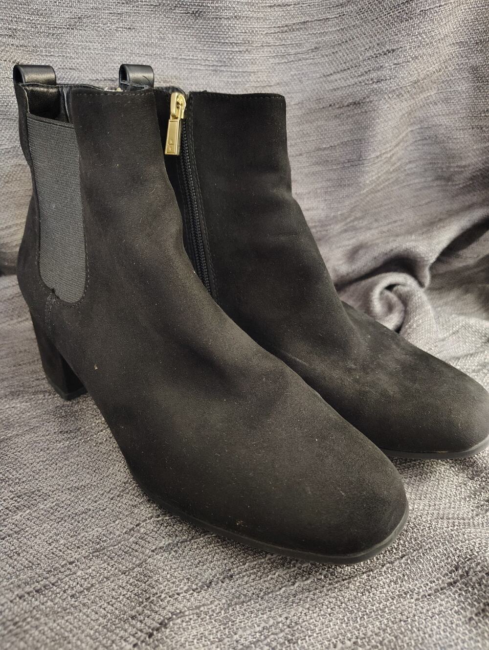 Kenneth Cole Reaction Black Leather Anklet Boots Women's Size 8